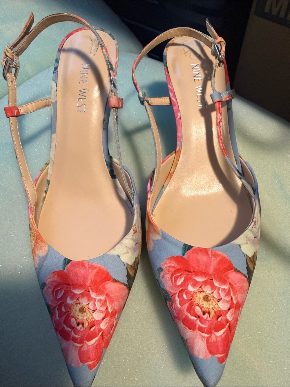 Nine West Blue Floral Pointed Slingback Heels with Coral Flowers